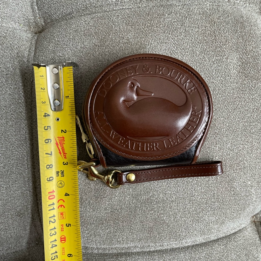Vintage*Dooney and Bourke*Black/Burnt Cedar*Big Duck Coin Purse*